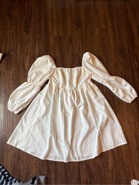 Exlura White Puff-Sleeve Midi Dress